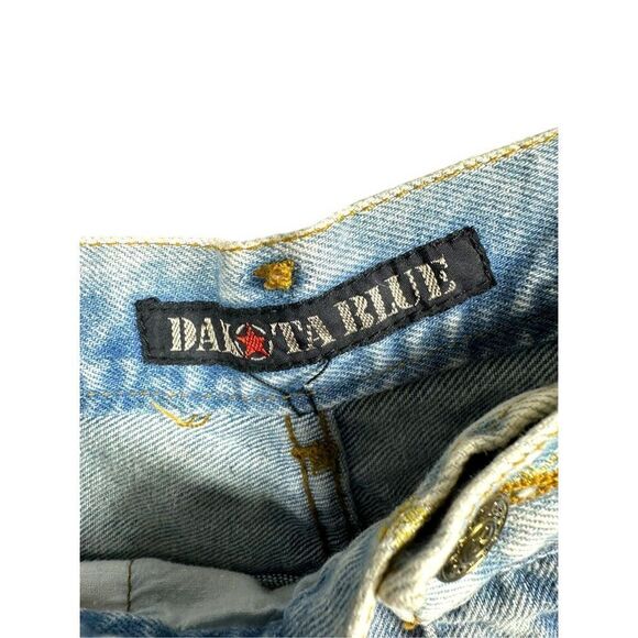 90’s Mom Vintage Dakota Blue Embroidered Jeans - Picture 4 of 10